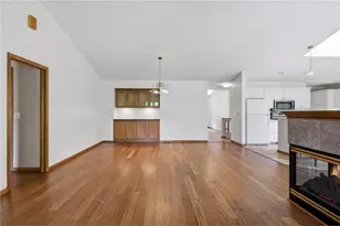 704 Spruce Dr, Hudson, WI 54016 - Photo 7