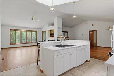 704 Spruce Drive, Hudson, WI 54016 - Photo 5