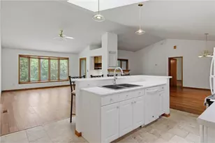 704 Spruce Dr, Hudson, WI 54016 - Photo 5