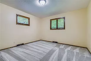 367 Foster St, River Falls, WI 54022 - Photo 13