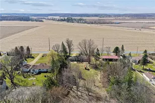 694 Glover Rd, River Falls, WI 54022 - Photo 35