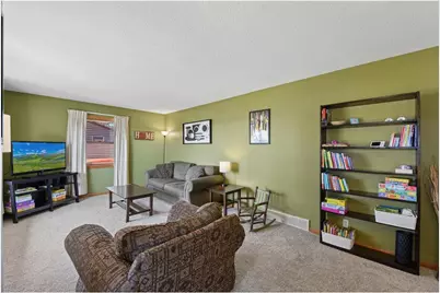 694 Glover Road, River Falls, WI 54022 - Photo 7