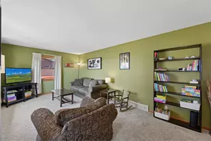 694 Glover Rd, River Falls, WI 54022 - Photo 7