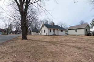 132 Couture Ave, Rice Lake, WI 54868 - Photo 3