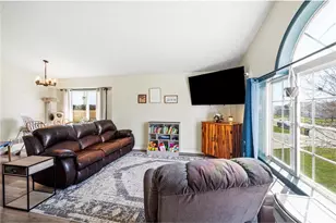 478 W Overlook Dr, Ellsworth, WI 54011 - Photo 7