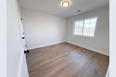 718 South Division Street, Roberts, WI 54023 - Photo 17