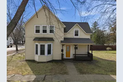921 11th Street, Menomonie, WI 54751 - Photo 3