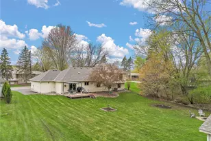 4589 Saddlewood Dr, Minnetonka, MN 55345 - Photo 9