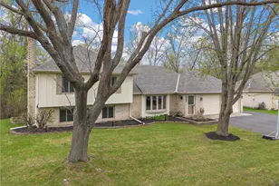 4589 Saddlewood Dr, Minnetonka, MN 55345 - Photo 15