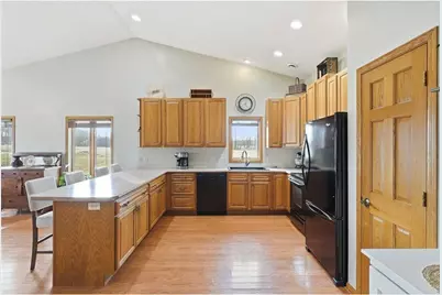 320 Willink Drive, Baldwin, WI 54002 - Photo 9