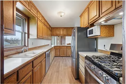 783 Mc Cutcheon Road, Hudson, WI 54016 - Photo 7