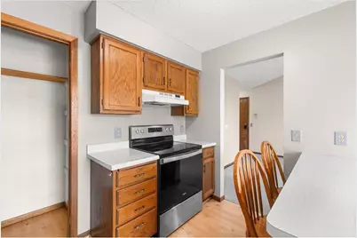 995 Heritage Court #303, Saint Paul, MN 55127 - Photo 11