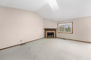 995 Heritage Ct, Saint Paul, MN 55127 - Photo 21