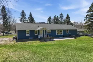 404 Drier St, Durand, WI 54736 - Photo 5