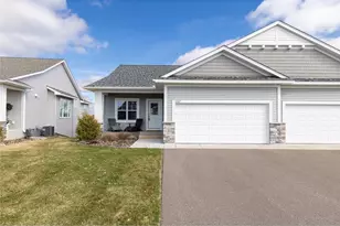 1267 Naser Wy, New Richmond, WI 54017 - Photo 3
