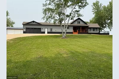 1616 130 Avenue, New Richmond, WI 54017 - Photo 1