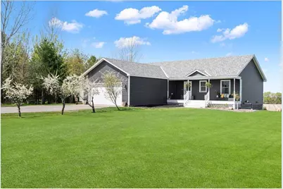 38616 Pine Avenue, Center City, MN 55012 - Photo 1