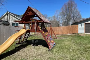 1819 9th St, Menomonie, WI 54751 - Photo 23