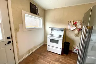 1819 9th St, Menomonie, WI 54751 - Photo 5