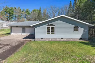 960 Sylvan St, Cumberland, WI 54829 - Photo 3