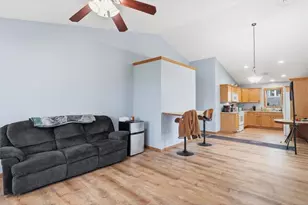 1262 Norway Pine Cir, New Richmond, WI 54017 - Photo 5