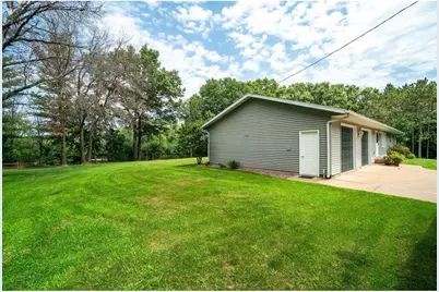 4437 Old Wells Road, Eau Claire, WI 54703 - Photo 39