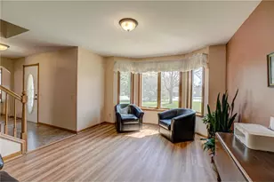922 Ridge Pass, Hudson, WI 54016 - Photo 7