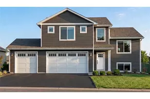 239 Eagle Ridge Dr, Roberts, WI 54023 - Photo 1