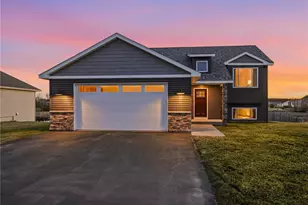 1755 Otter Way, New Richmond, WI 54017 - Photo 3