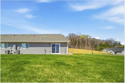 4911 Field Crest Lane, Eau Claire, WI 54701 - Photo 27