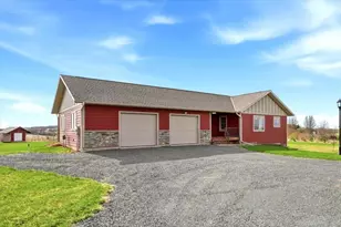 1629 83rd St, New Richmond, WI 54017 - Photo 3
