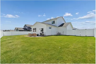 1305 Violet Street, New Richmond, WI 54017 - Photo 19