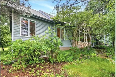481 Sleepy Hollow Drive, Kinnickinnic Township, WI 54023 - Photo 37