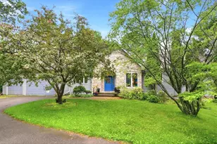 481 Sleepy Hollow Dr, Kinnickinnic Township, WI 54023 - Photo 3