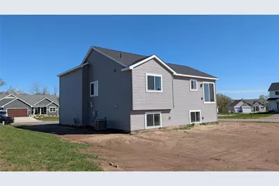 278 Eagle Ridge Drive, Roberts, WI 54023 - Photo 23