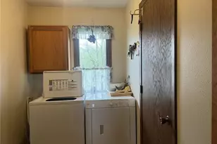 2114 Jannsen Ct, Menomonie, WI 54751 - Photo 25