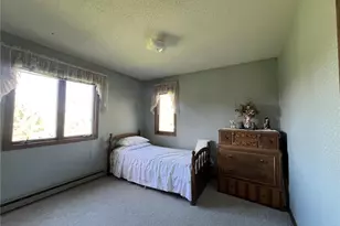 2114 Jannsen Ct, Menomonie, WI 54751 - Photo 21