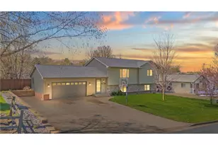 1140 Eulaine Cir, Hammond, WI 54015 - Photo 1