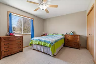 1140 Eulaine Cir, Hammond, WI 54015 - Photo 17