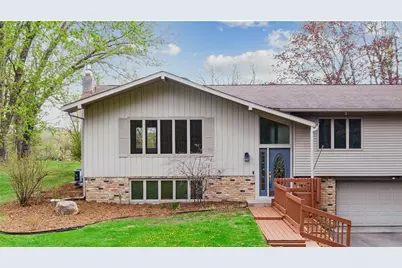 365 Casperson Drive, Hudson, WI 54016 - Photo 5
