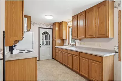 N7513 910th Street, River Falls Township, WI 54022 - Photo 7