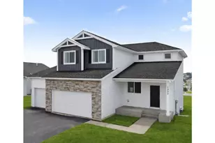 1337 Orchid Wy, New Richmond, WI 54017 - Photo 3