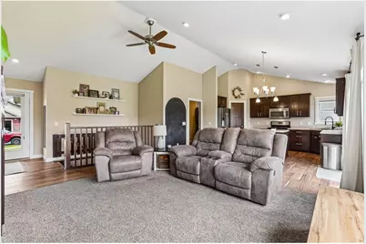 298 Steelhead Drive, River Falls, WI 54022 - Photo 9