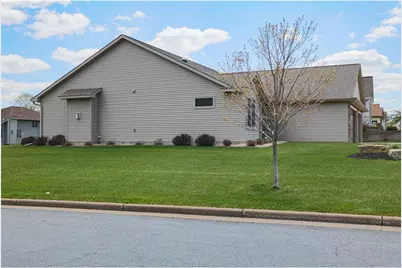 298 Kusilek Street, River Falls, WI 54022 - Photo 3