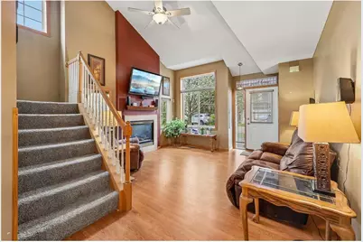 2357 Oakridge Circle, Hudson, WI 54016 - Photo 9