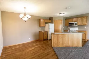 1215 W Edge Pl, New Richmond, WI 54017 - Photo 5