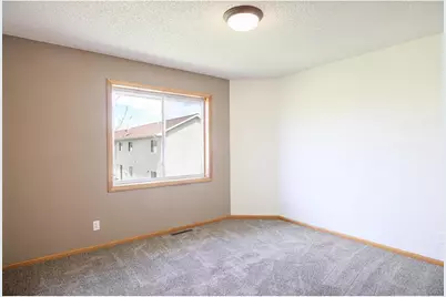 1215 West Edge Place, New Richmond, WI 54017 - Photo 11