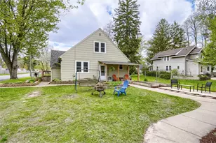 527 Division St, River Falls, WI 54022 - Photo 27