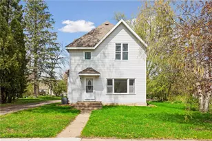 745 Broadway St, Hammond, WI 54015 - Photo 1