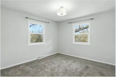 2921 La Salle Street, Eau Claire, WI 54703 - Photo 17